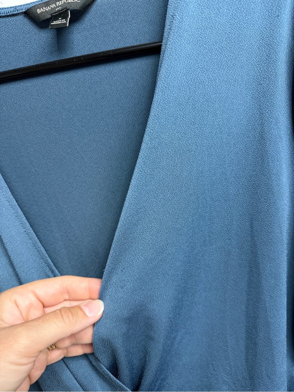 Banana Republic Blue Gray Wrap Top Small Long Sleeve V Neck Stretch Crepe - Picture 6 of 12